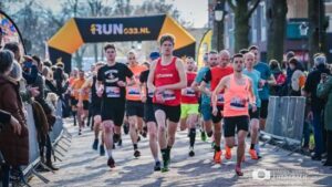 Maarten van Zetten wint halve marathon Nijkerk