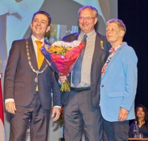 Voorzitter Jaap van den Berg ontvangt Lintje