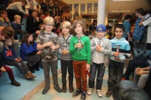 Tim van der Helm schaakkampioen groep 4