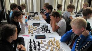 Het D-team heeft het zwaar in de KNSB meesterklasse