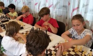 E-team heeft het moeilijk bij het NK in Naaldwijk