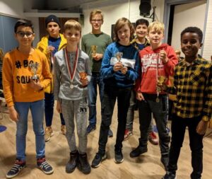 Prijswinnaars grote zaal 1e periode