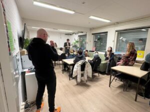 Veel geslaagden bij tussenexamen!