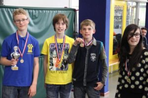 Promotie wint overtuigend de HSB JCC voor C-teams