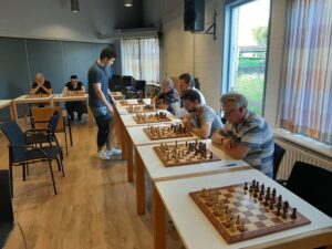 Robby – Promotie: 12 – 0